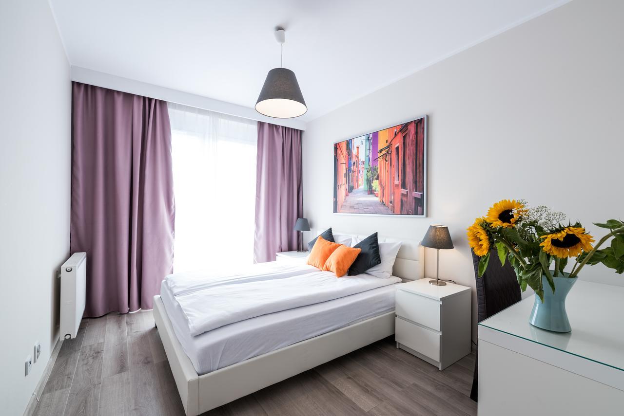 Aparthotel Tower ヴロツワフ エクステリア 写真